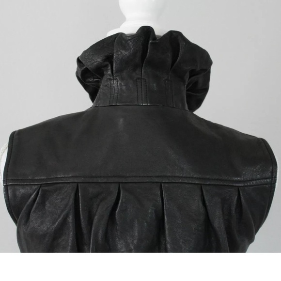 DVF DIANE von FURSTENBERG Genuine Leather Black Cupcake Bomber Vest Ruff… - Picture 9 of 9